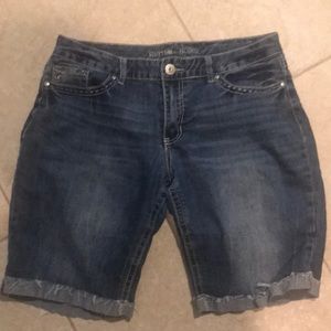 Rhythm In Blues Jean Bermuda Cut off shorts, 12